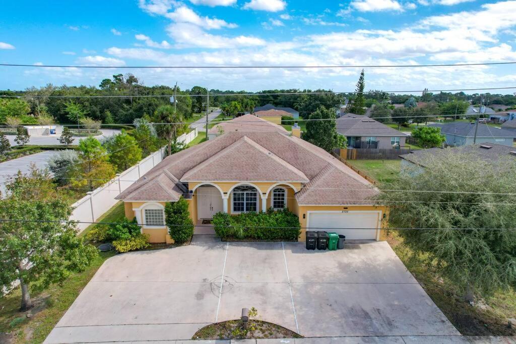 Discover Your Oasis: Tropical Haven In Central Psl Port St. Lucie Exterior photo