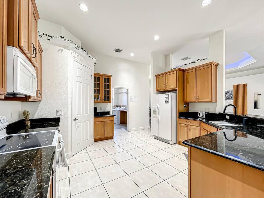 Discover Your Oasis: Tropical Haven In Central Psl Port St. Lucie Exterior photo