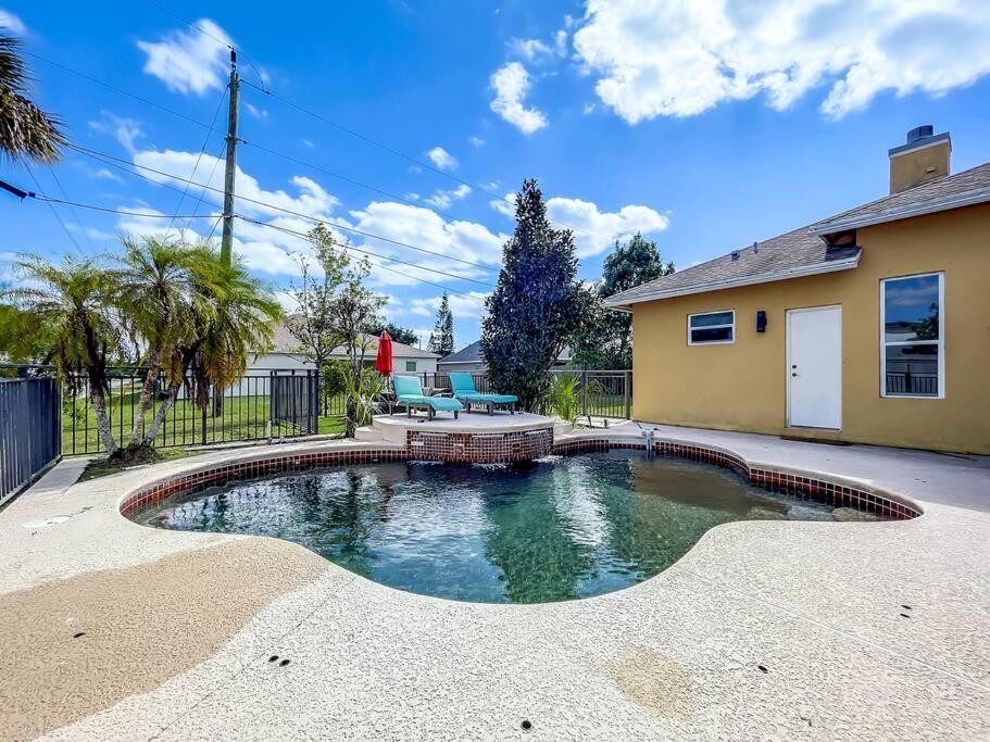 Discover Your Oasis: Tropical Haven In Central Psl Port St. Lucie Exterior photo